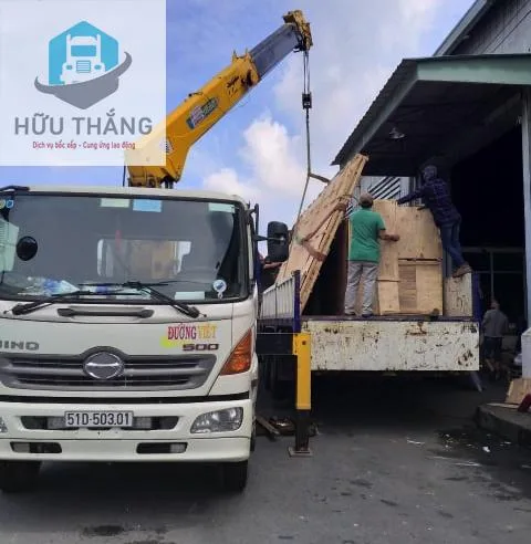 Bốc xếp hàng hóa Hữu Thắng