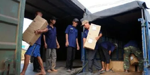 Dịch vụ bốc xếp hàng hóa - Hữu Thắng