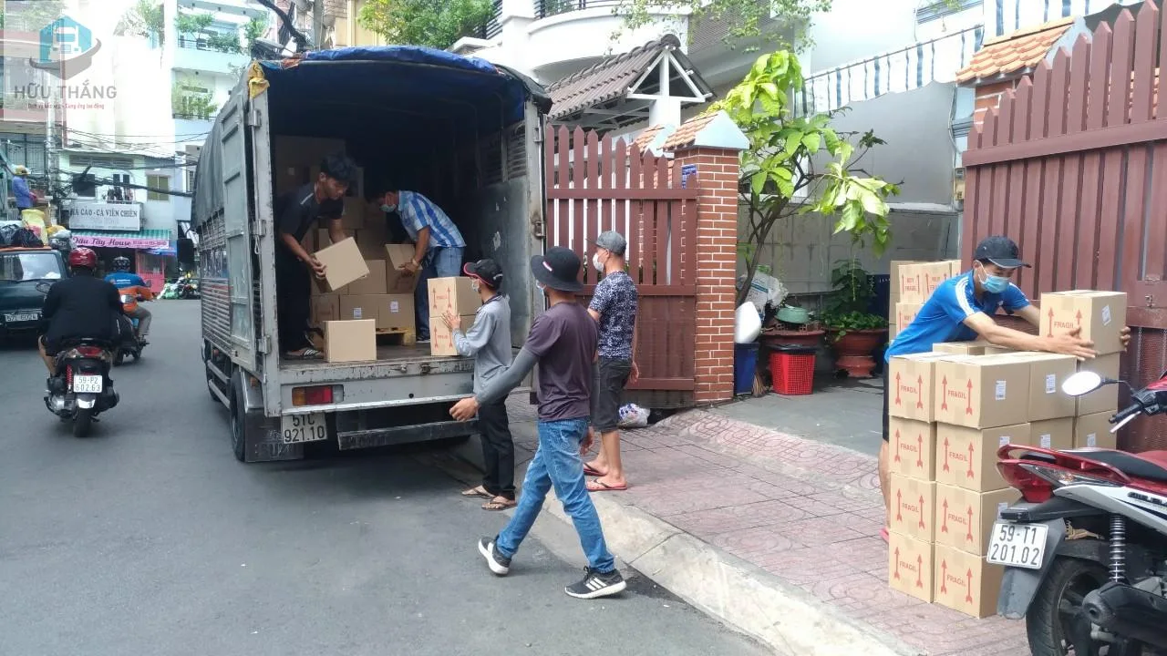 Dịch vụ bốc xếp hàng hóa - Hữu Thắng
