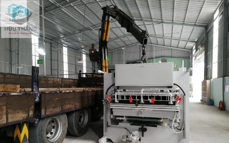 những máy móc đặc biệt chỉ có ở các xưởng lớn, nhà hay văn phòng đều không có