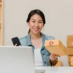 Nhân viên tư vấn chuyên nghiệp và nhanh chóng 
