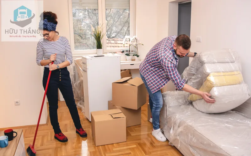 Kiểm kê lại đồ đạc của bạn trước khi thanh toán cho dịch vụ chuyển nhà trọ giá rẻ.