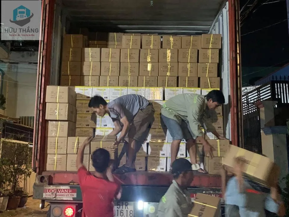 Dịch vụ bốc xếp kcn linh trung 1